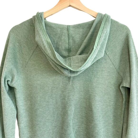 The North Face Waffle Knit Thermal Hooded Top - Picture 6 of 7